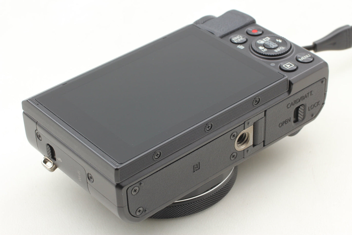 Canon PowerShot G7X Mark II 20.1MP Digital Camera