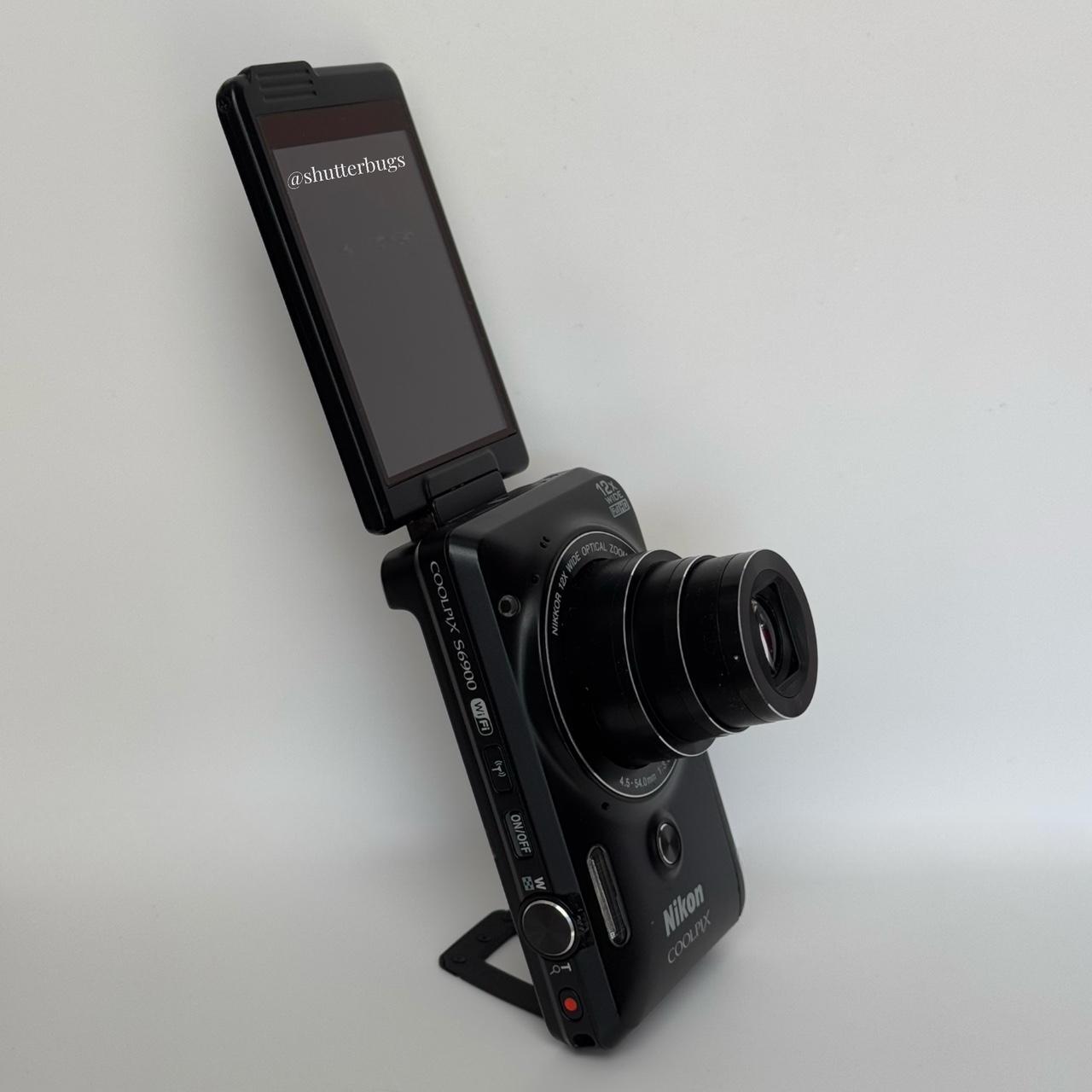 Nikon Coolpix S6900 Digital Camera Bundle♡