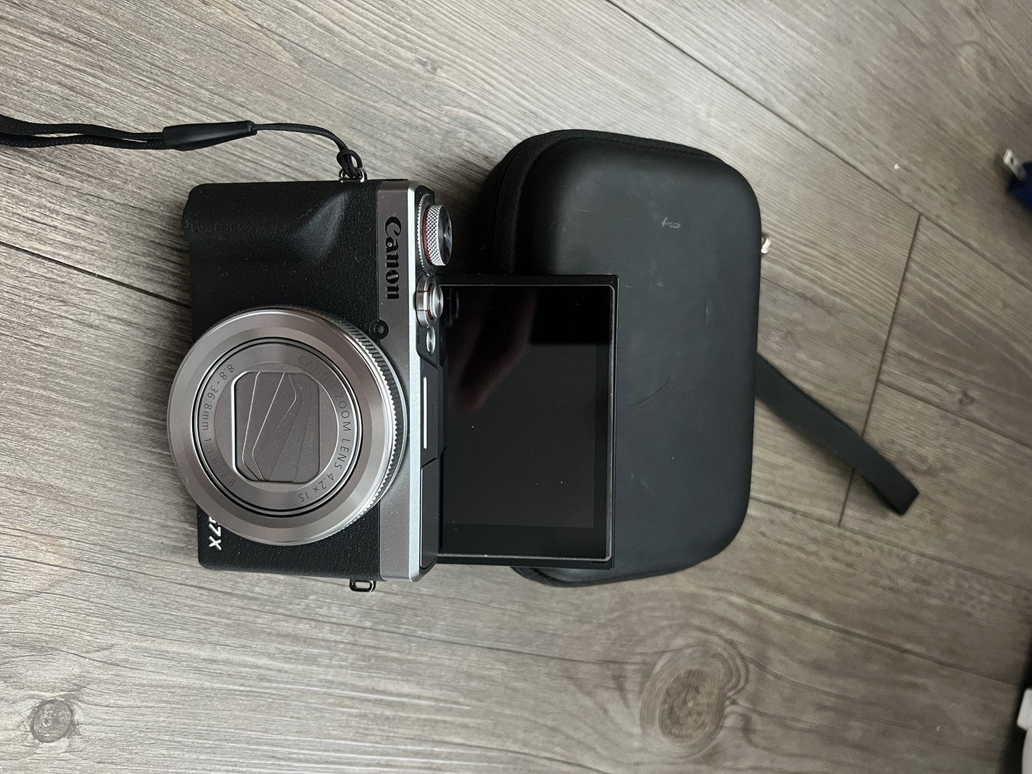 Canon PowerShot G7X Mark III – Silver (Content Creator Bundle)