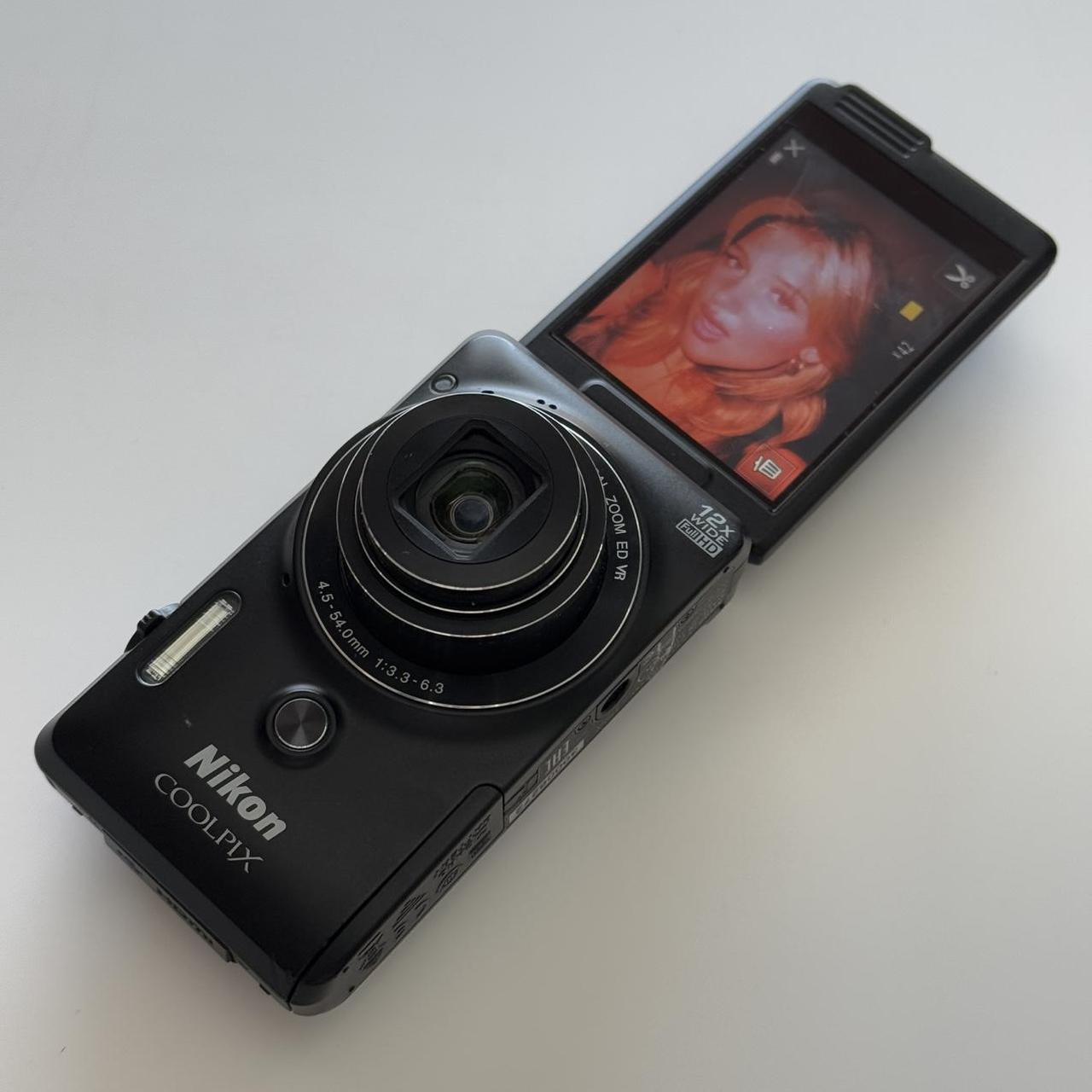 Nikon Coolpix S6900 Digital Camera Bundle♡