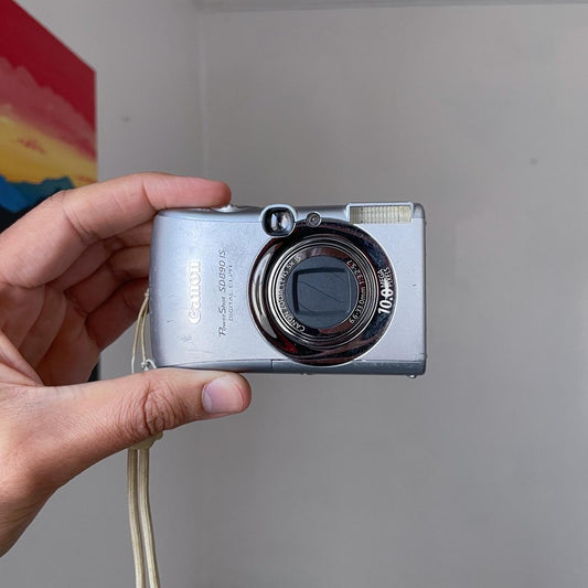 Canon Grey and Silver Cameras-and-accessories